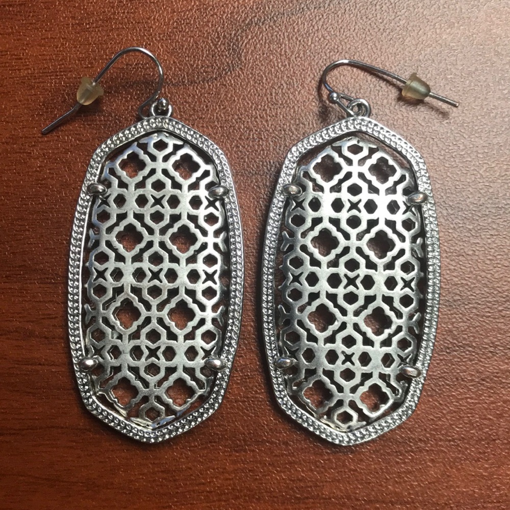 Kendra Scott Danielle Earrings in Sterling Silver